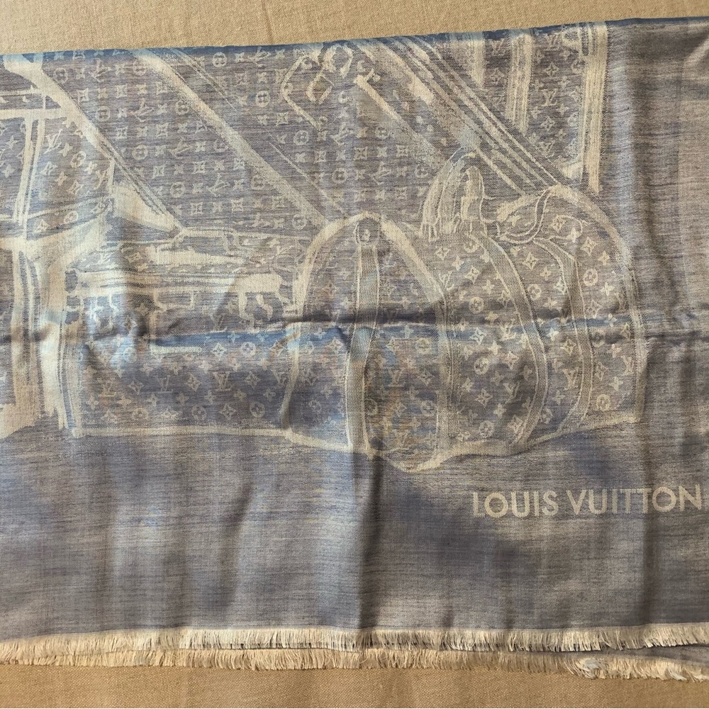 LOUIS VUITTON Limited, Monogram Trunk, Denim Blue Silk Shawl, Scarf, Stole, NWT - Picture 12 of 17